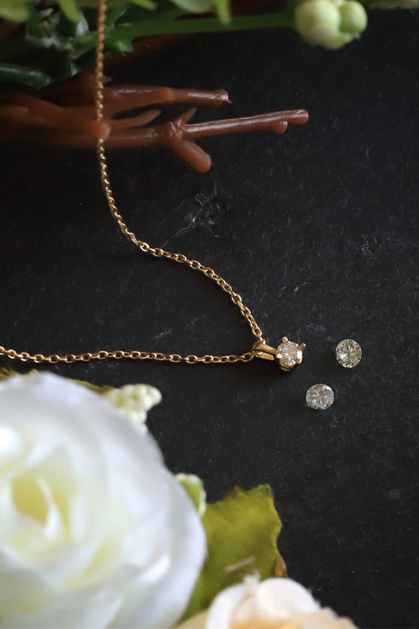 一粒ネックレス