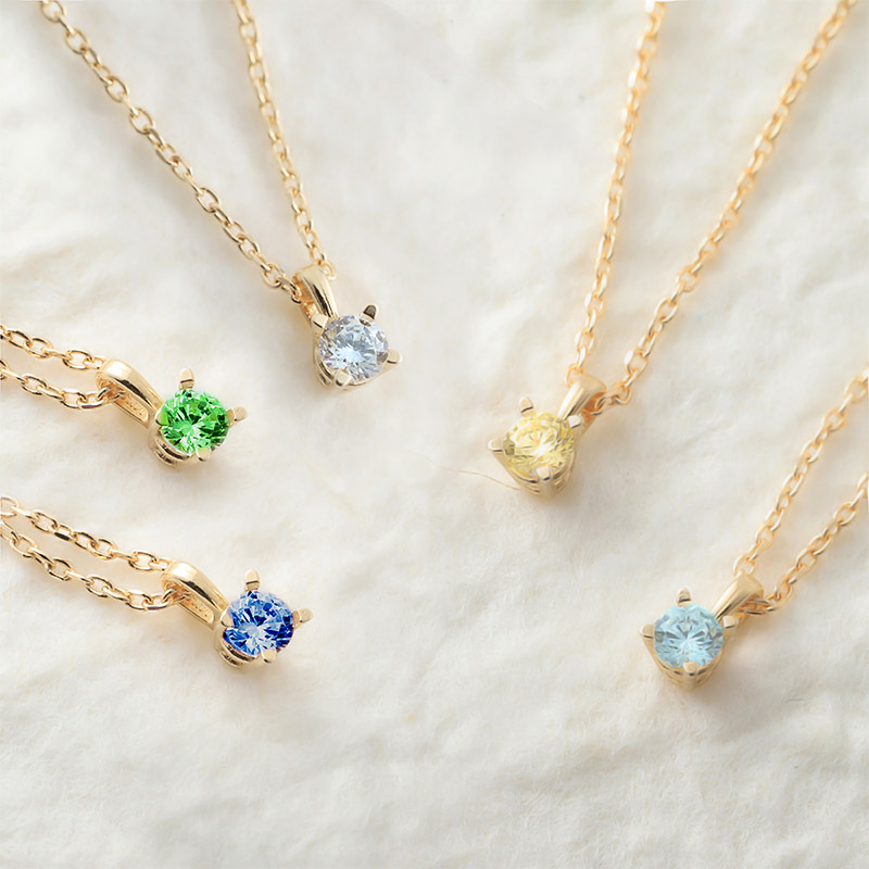 誕生石のネックレス