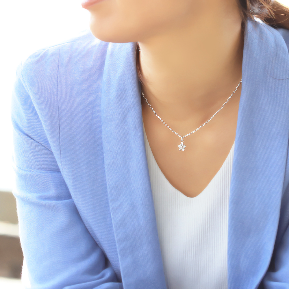 ネックレスメイン1